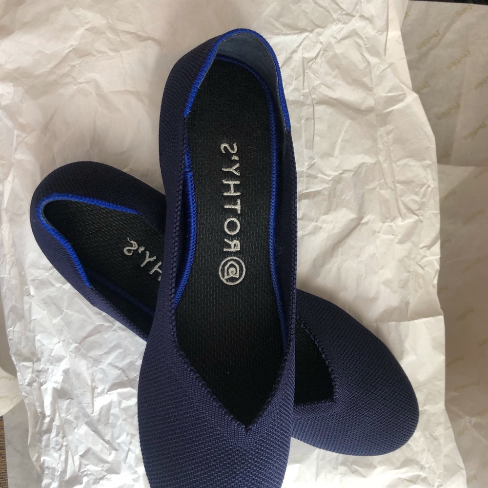 Rothy’s navy blue flats round toe 9